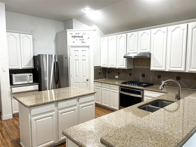 Building Photo - 13692 Fall Harvest Dr