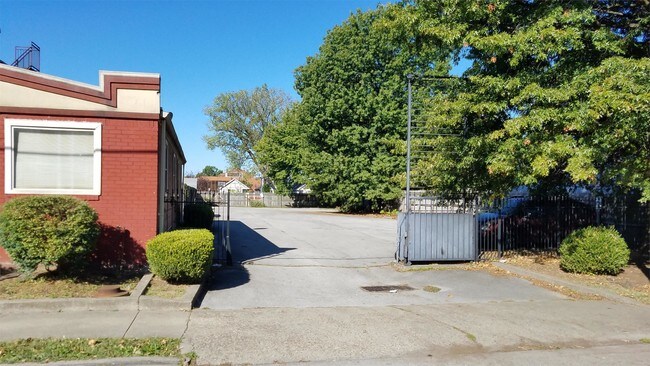 Building Photo - 1601 W Muhammad Ali Blvd