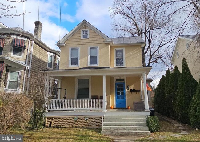 Building Photo - 434 Fairmont Ave