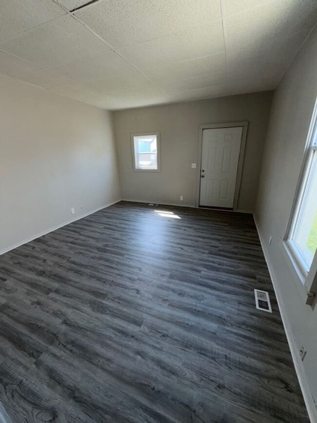 Building Photo - 306-308 East Florida Street