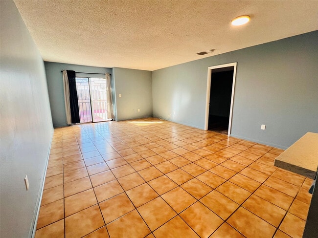 Building Photo - 21440 NW 40th Cir Ct