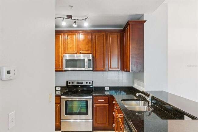 Building Photo - 2729 Maitland Crossing Way