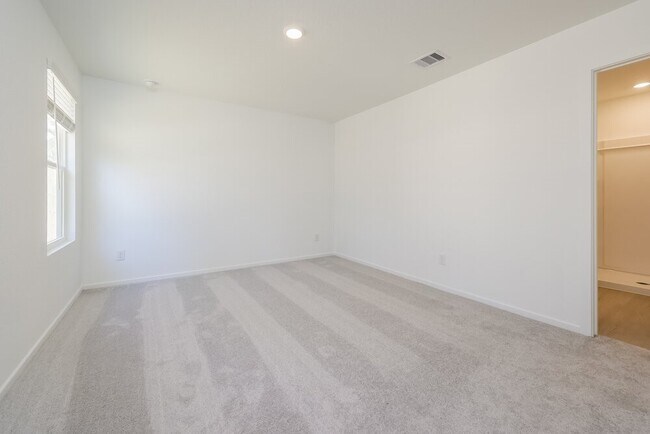 Building Photo - 1535 Crowson Rdg