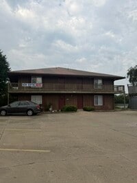 Building Photo - 2025 College Ave