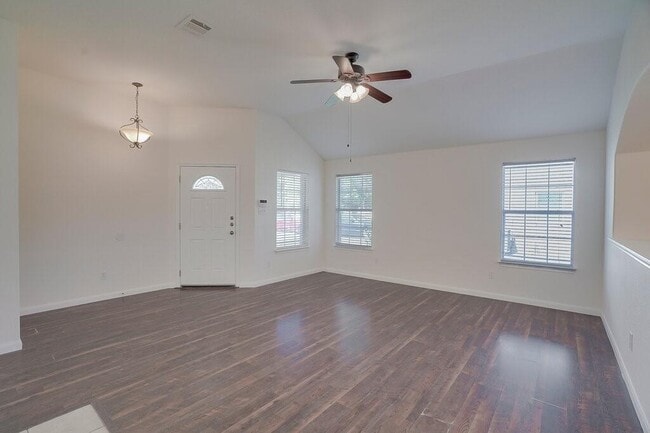 Building Photo - 311 Gainer Dr