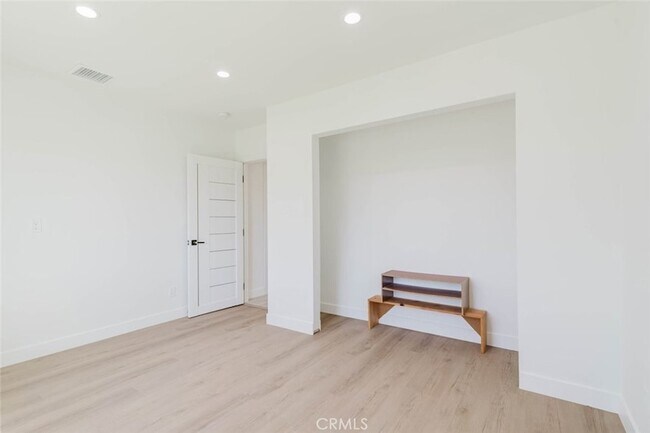 Building Photo - 8310 Canterbury Ave