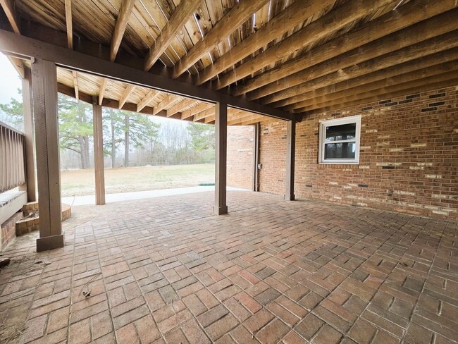 Building Photo - Remodeled ranch on large serene lot in Amelia County.