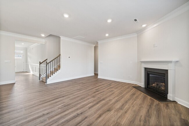 Building Photo - 408 Preston Rd