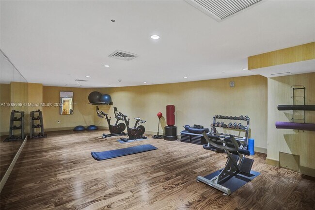 Building Photo - 50 Biscayne Blvd