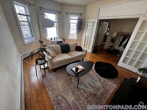 Building Photo - 40 Litchfield St