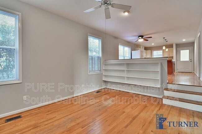 Building Photo - 801 Laurel Hill Ln