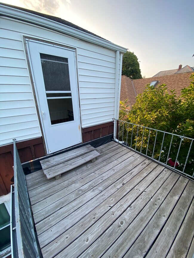 Building Photo - 2109 N 55th St