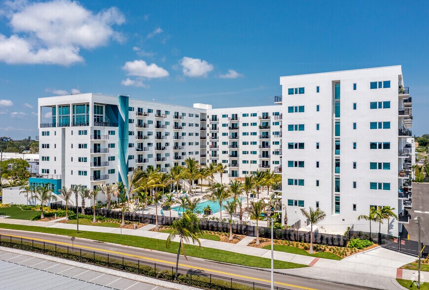 Marina Walk 3680 46th Ave S Saint Petersburg FL 33711 Apartment Finder