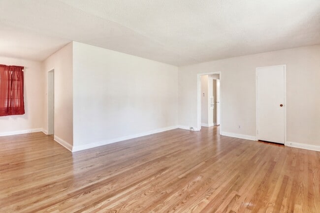 Building Photo - 1711 Rose St