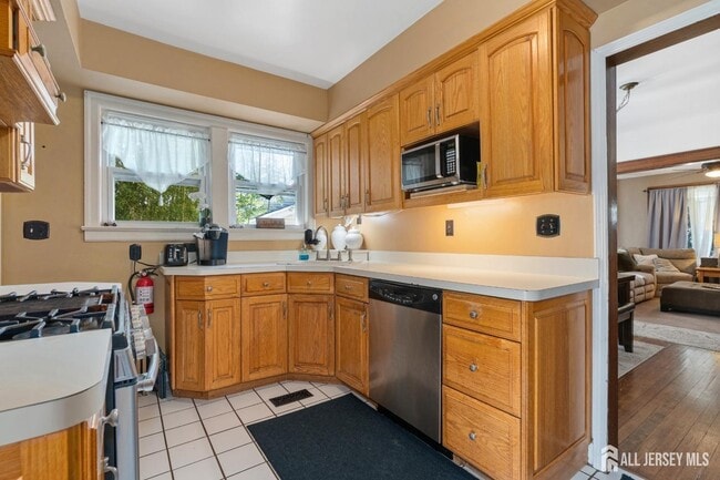 Building Photo - 23 Reed Street