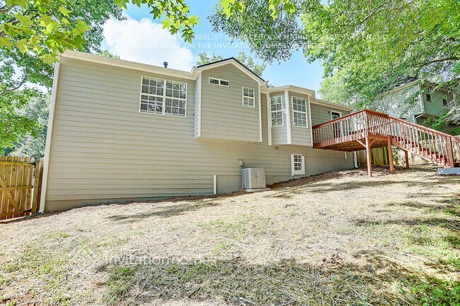 Building Photo - 6358 Hillview Ln