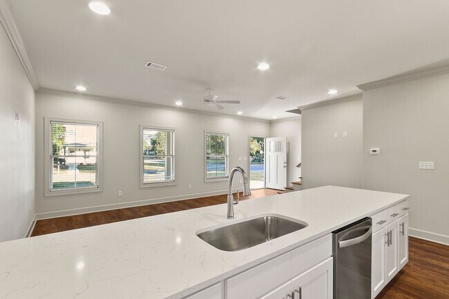 Building Photo - New Construction 3 Bed/3.5 Bath Available ...