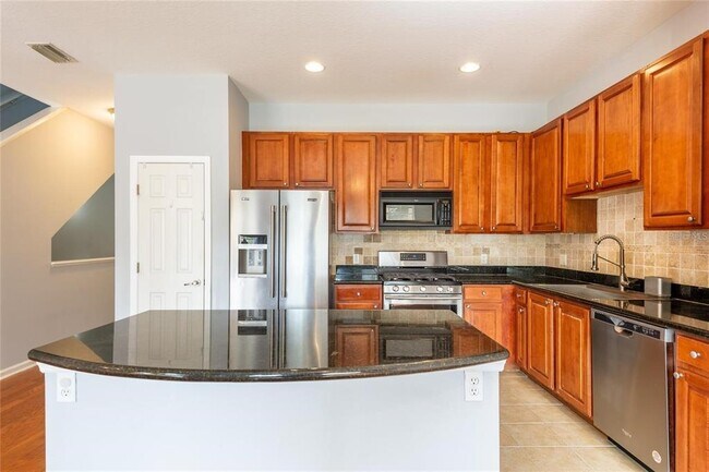 Building Photo - 536 Jasmine Way
