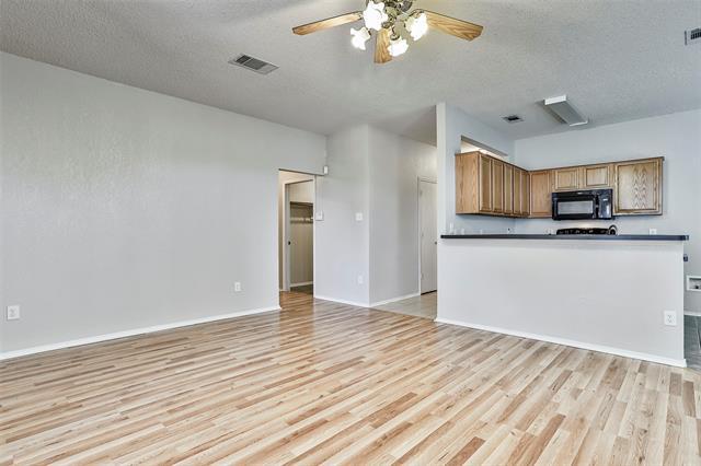 Building Photo - 3229 Spring Crest Ct