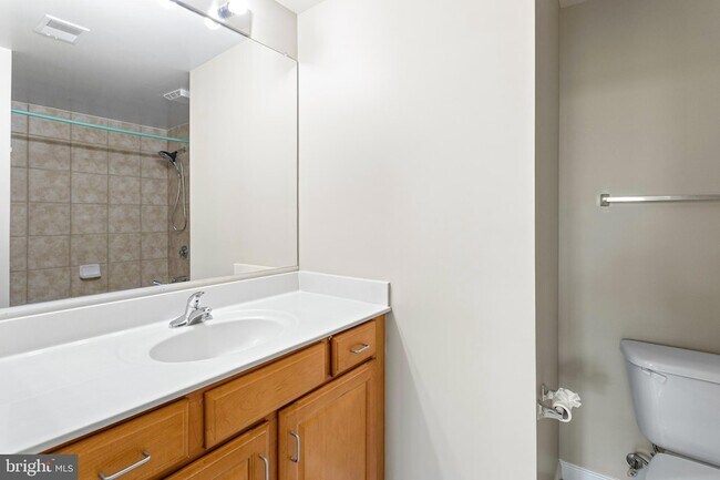 Building Photo - 4480 Market Commons Dr