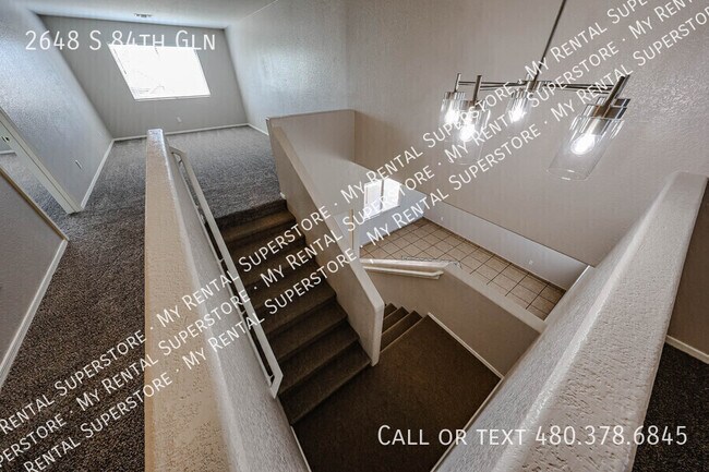 Building Photo - 2648 S 84th Gln