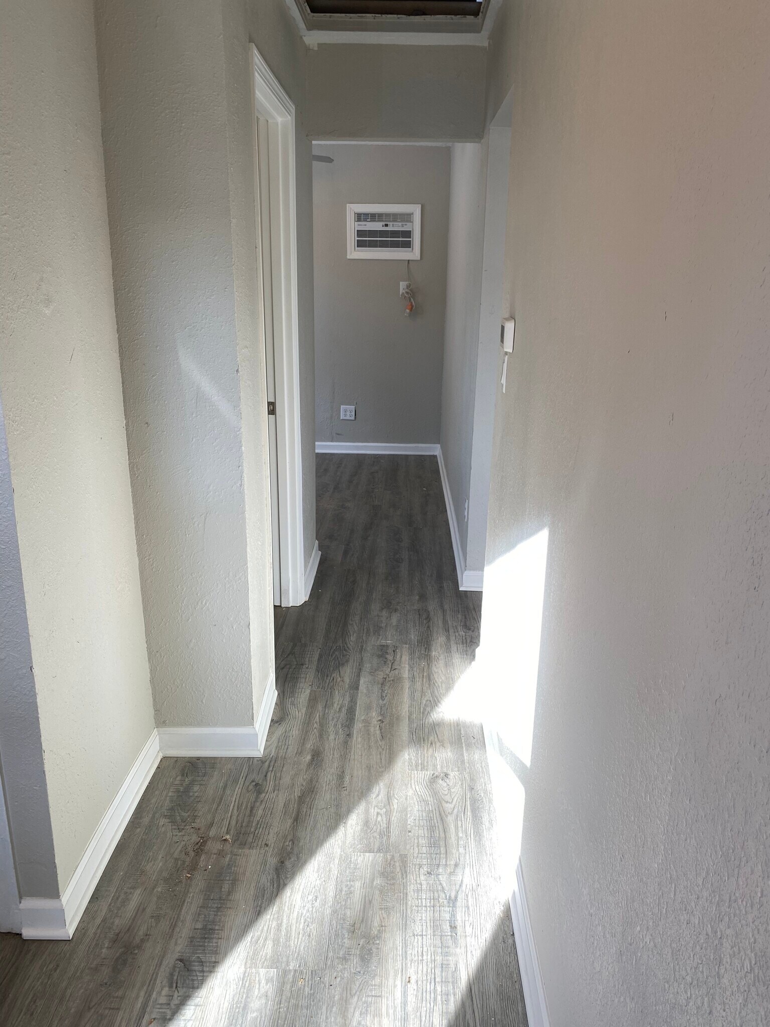 Hallway - 5706 South Union St