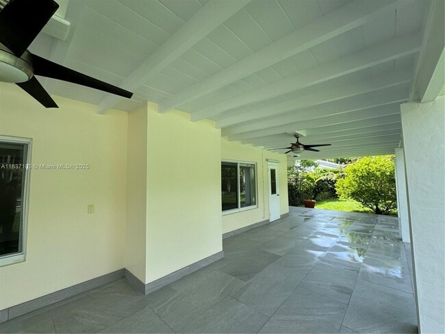 Building Photo - 13250 SW 72nd Ave