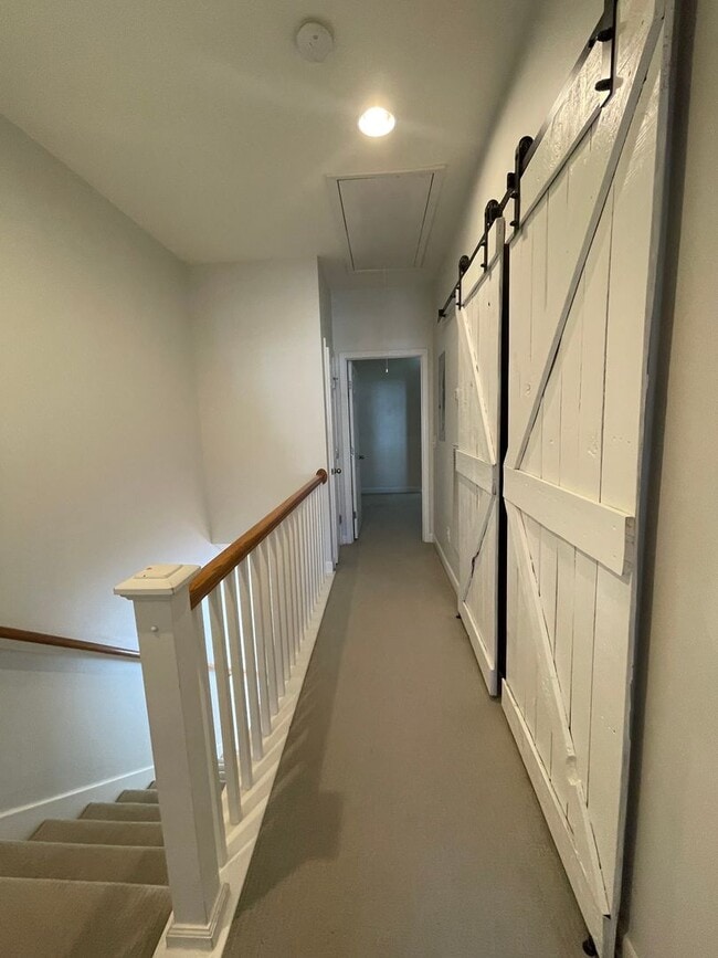 Building Photo - 2310 Elliott Ave