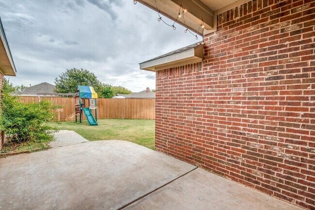 Building Photo - Gorgeous Home in Lubbock-Cooper ISD