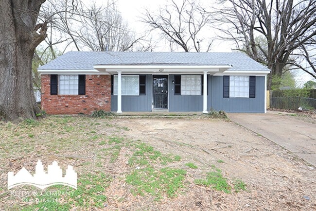 Building Photo - 4227 Kenosha Rd