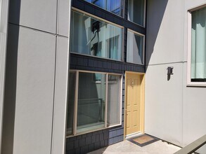 Building Photo - 7309 Sand Point Way NE