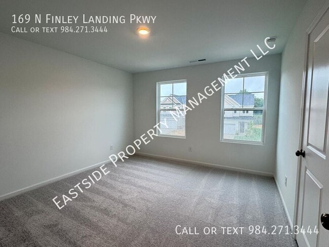Building Photo - 169 S Finley Lndg Pkwy