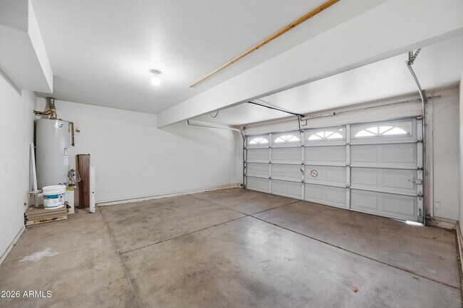 Building Photo - 1571 E Orchid Ct