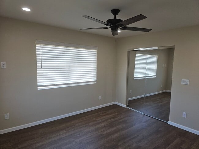 Building Photo - Brand New 2 Bedroom 1.5 Bath Home