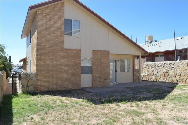 Building Photo - 11713 Snow Hawk Dr