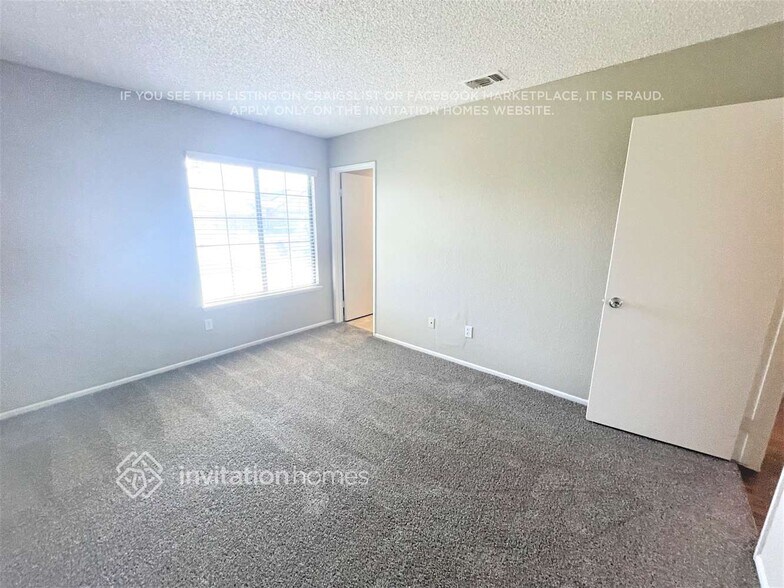 Building Photo - 5848 Cassandra Dr