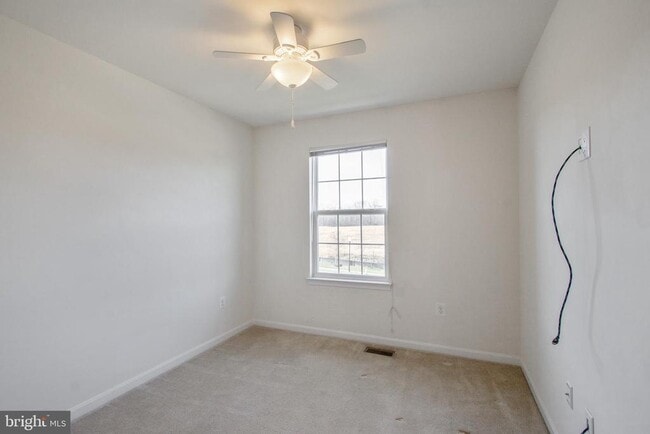 Building Photo - 2564 Cherry Tree Rd