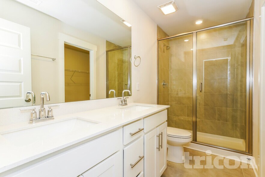 Building Photo - 6316 Trace Point Ct
