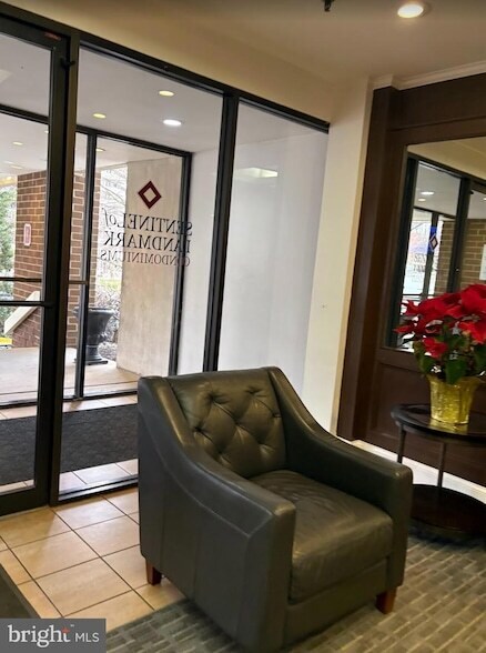 Building Photo - 6300 Stevenson Ave