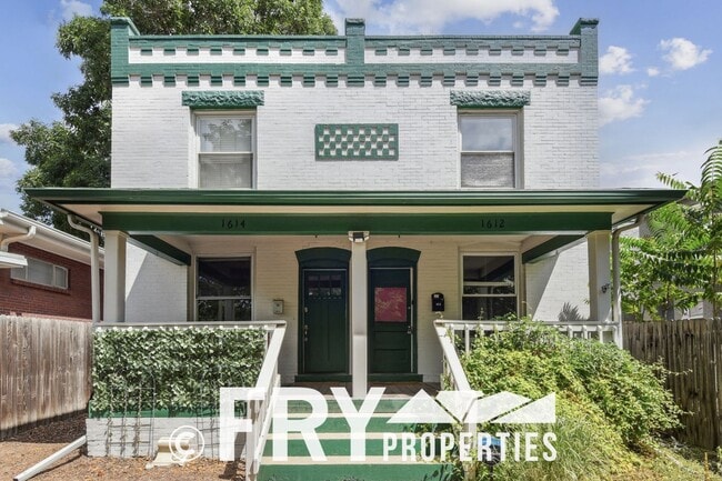 Primary Photo - Classic Home in City Park West