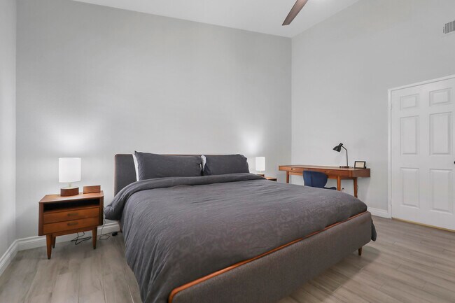 Building Photo - 77576 Cll Las Brisas N