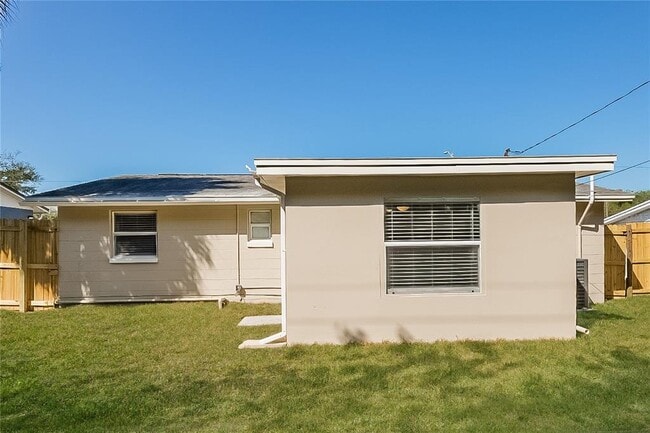 Building Photo - 4633 Irene Loop