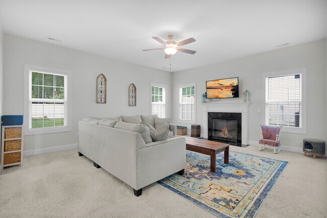 Building Photo - 630 Indigo Johnston Dr