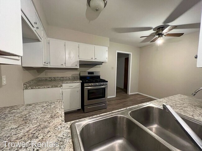 Building Photo - 3 br, 2 bath House - 3616 E 30th Street