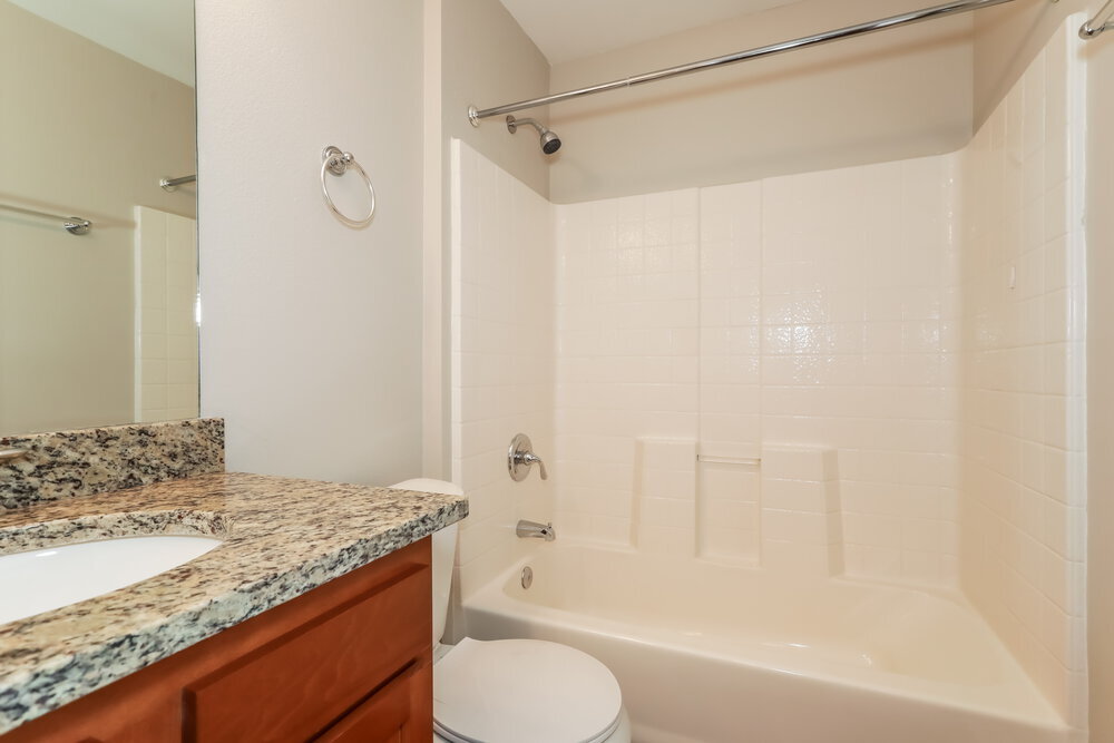 Building Photo - 2668 Lantana Lakes Dr W