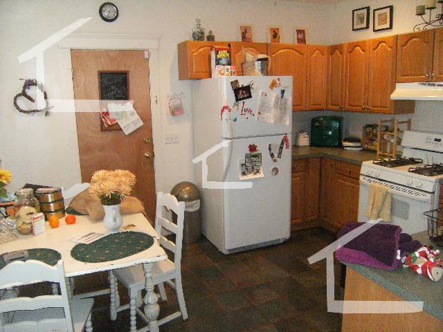 Building Photo - 51 Gardner St