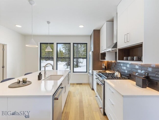 Building Photo - 166 Bridger Mdw Trl