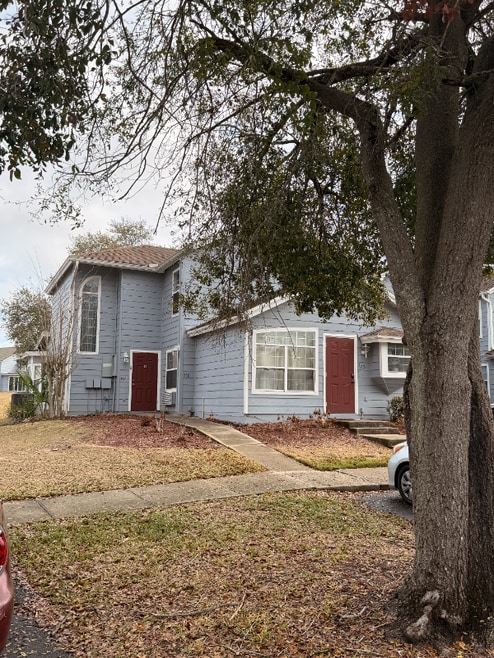 Building Photo - 332 Caribbean Dr