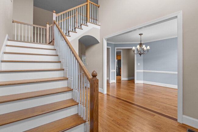 Building Photo - 307 Bellhaven Dr