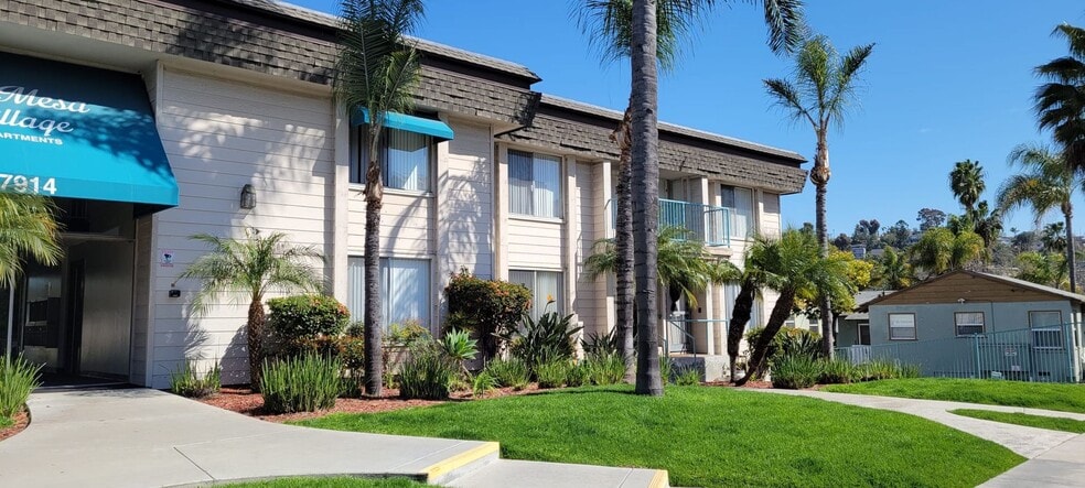 Primary Photo - The Village at La Mesa